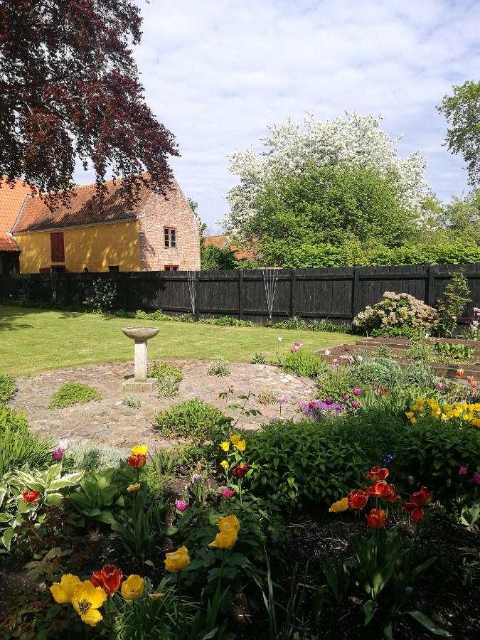 Bed and Breakfast Kjobing Manor à Ærøskøbing Extérieur photo