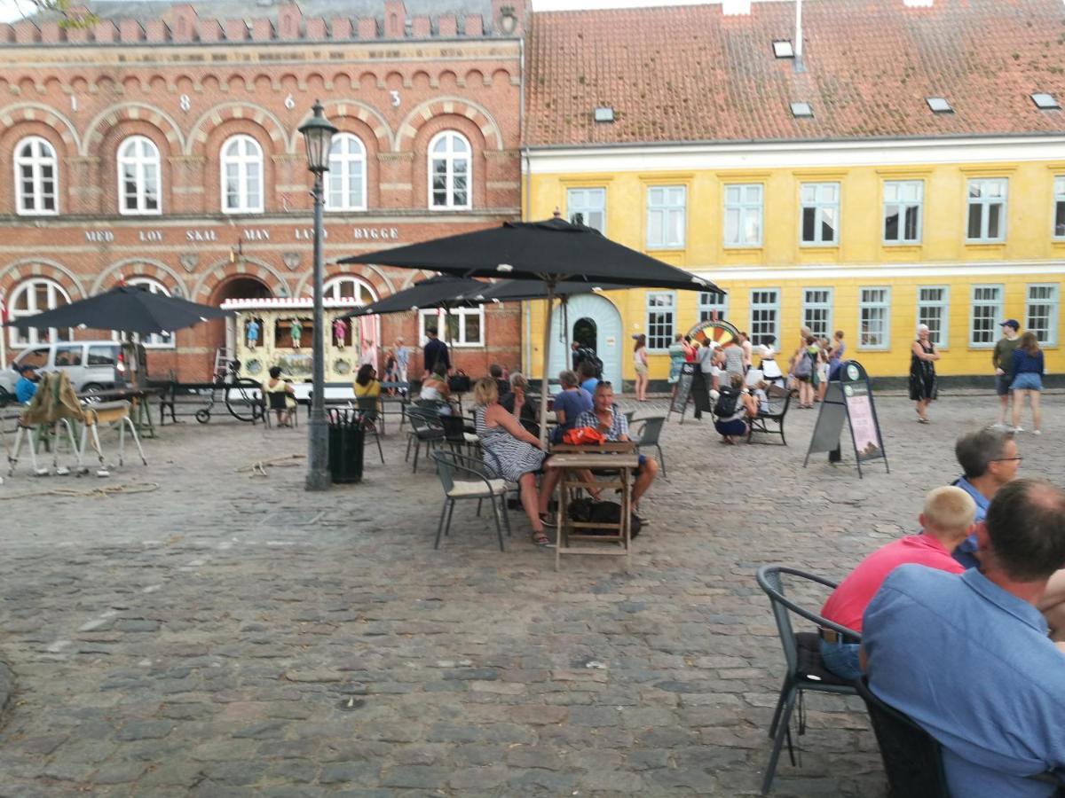 Bed and Breakfast Kjobing Manor à Ærøskøbing Extérieur photo